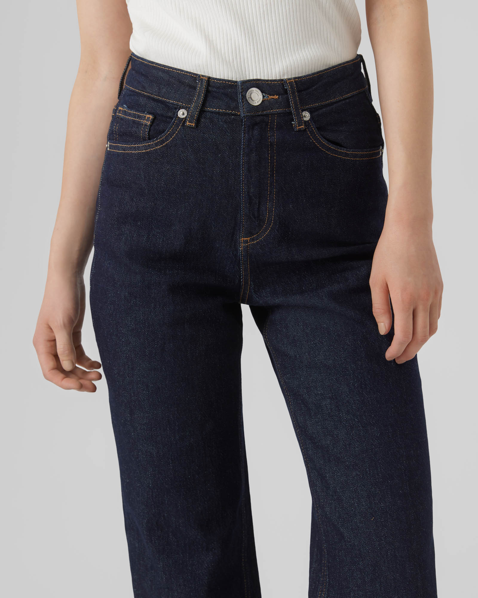 VMTESSA STRAIGHT JEANS